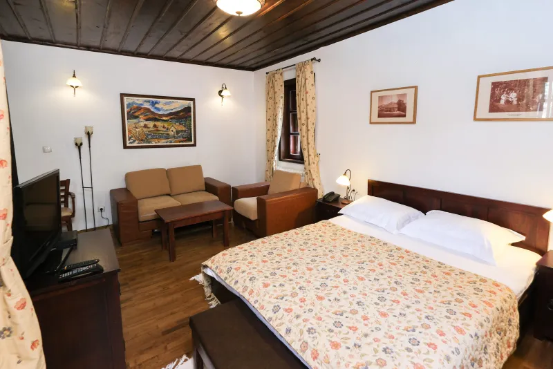 Hotel Ivanov Konak - Ivanova Korita, NP Lovćen