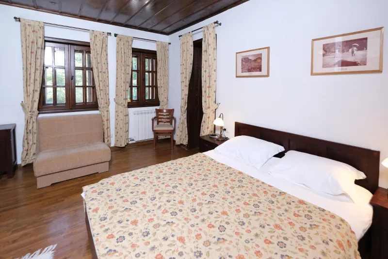 Hotel Ivanov Konak - Ivanova Korita, NP Lovćen