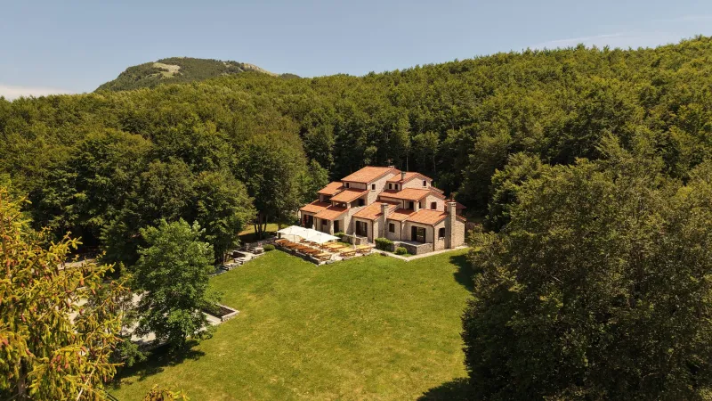 Hotel Ivanov Konak - Ivanova Korita, NP Lovćen